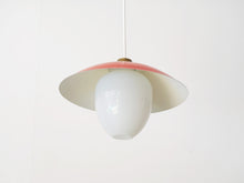 画像をギャラリービューアに読み込む, デンマークデザイン 赤いシェードとガラスのボトムスのペンダントランプ 吊り下げ照明ヴィンテージ Danish design Pendant lamp with Red shade ドロップライト北欧