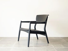 画像をギャラリービューアに読み込む, Form & Refine フォーム&リファイン アームチェア 黒 北欧デザイン ラウンジチェア 黒い椅子