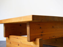 画像をギャラリービューアに読み込む, スウェーデンデザインのセンターテーブル 北欧デザイン ローテーブル パイン無垢材