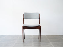 画像をギャラリービューアに読み込む, エリックバックのダイニングチェアのモデル49 北欧チェア erik buch model49 椅子の正面
