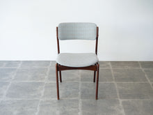 画像をギャラリービューアに読み込む, エリックバックのダイニングチェアのモデル49 北欧チェア erik buch model49 椅子の正面やや上から