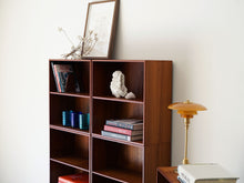 画像をギャラリービューアに読み込む, 北欧デザインのキャビネットと本棚の側面