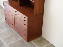 画像をギャラリービューアに読み込む, 北欧デザインのキャビネットと本棚の側面