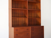 画像をギャラリービューアに読み込む, 北欧デザインのキャビネットと本棚 日焼けあり