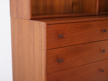 画像をギャラリービューアに読み込む, 北欧デザインのキャビネットと本棚の引き出し