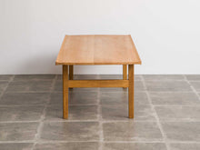 画像をギャラリービューアに読み込む, Tove & Edvard Kindt-Larsen Model 125 Table