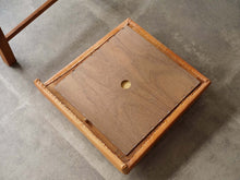 画像をギャラリービューアに読み込む, リーグモル・アンデルセン 北欧インテリア Rigmor Andersen chair 籐の背もたれと革張りの座面の椅子 ビンテージチェア 椅子の座面の裏側