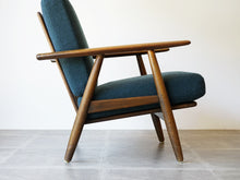 画像をギャラリービューアに読み込む, Hans J Wegner GE240 ハンスJウェグナー イージーチェア アームチェア ソファ一人用北欧 シガー ゲタマ getama ウェグナーの一人掛けソファの脚