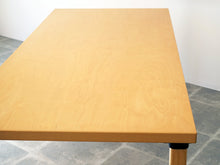 画像をギャラリービューアに読み込む, Alvar Aalto アルヴァアアルトのダイニングテーブル 北欧デザインのテーブル アールト テーブルの木目