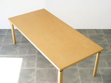 画像をギャラリービューアに読み込む, Alvar Aalto アルヴァアアルトのダイニングテーブル 北欧デザインのテーブル アールト テーブルの天面