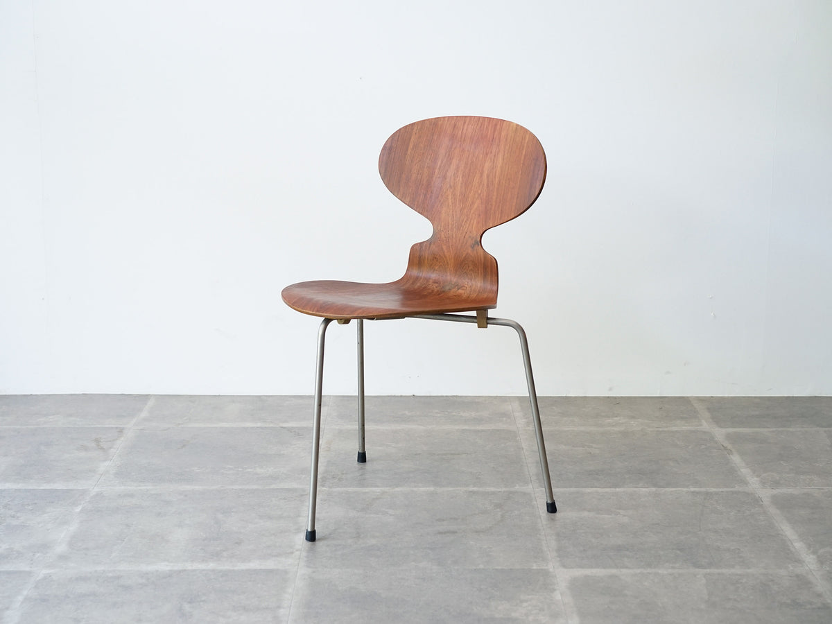 Arne Jacobsen（アルネ・ヤコブセン）Model 3100 アントチェア3