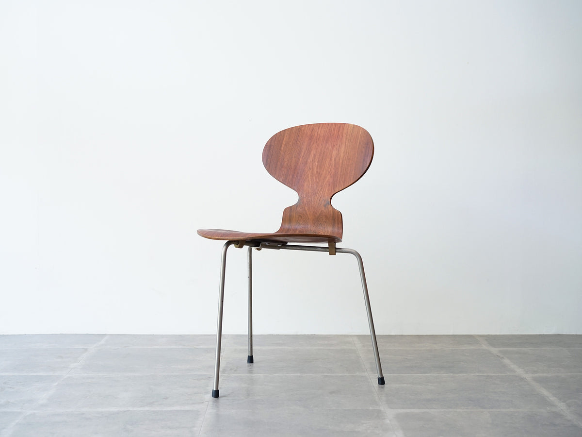 Arne Jacobsen（アルネ・ヤコブセン）Model 3100 アントチェア3