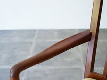 画像をギャラリービューアに読み込む, Jacob Kjær(ヤコブ・ケア)のキューバンマホガニー使用のラウンジチェアの肘掛け