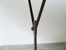 画像をギャラリービューアに読み込む, マホガニー材の北欧デザインのダイニングテーブルの補助脚 折りたたみ