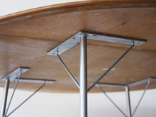 画像をギャラリービューアに読み込む, アルネヤコブセン ダイニングテーブル ビンテージ 丸テーブル 円卓 北欧インテリア Arne Jacobsen dinning table 天板裏側