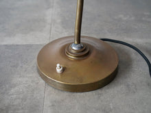 画像をギャラリービューアに読み込む, Danish design Adjustable Table lamp of brass デンマークデザインのテーブルランプ 真鍮の照明 ヴィンテージライトの土台にスイッチ