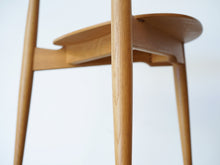 画像をギャラリービューアに読み込む, ハンスJウェグナーのハートチェアFH4103 3本脚チェア Hans J Wegner FH4103 HeartChair 椅子の後ろ脚