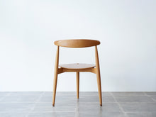 画像をギャラリービューアに読み込む, ハンスJウェグナーのハートチェアFH4103 3本脚チェア Hans J Wegner FH4103 HeartChair 椅子の背面