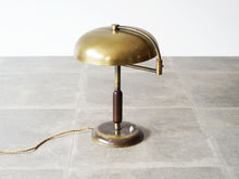 画像をギャラリービューアに読み込む, 真鍮のテーブルランプ Art deco Adjustable Table Lamp of brass スタンドライト やや上から