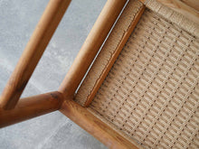 画像をギャラリービューアに読み込む, Scandinavian furniture design Solid pine chair with papercord