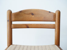 画像をギャラリービューアに読み込む, Scandinavian furniture design Solid pine chair with papercord