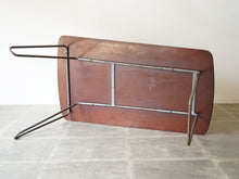 画像をギャラリービューアに読み込む, Unknown furniture design Table with brown top アニノマスデザイン 小さなダイニングテーブル アシンメトリーなデザインのテーブル 1940年代ヴィンテージ 裏面