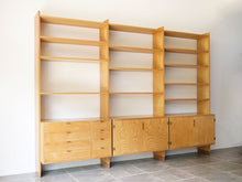 画像をギャラリービューアに読み込む, デンマーク製のウォールユニット 大きなディスプレイ棚 北欧 Danish furniture design Wall unit ウォールユニットの斜めから