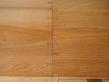 画像をギャラリービューアに読み込む, デンマーク製のウォールユニット 大きなディスプレイ棚 北欧 Danish furniture design Wall unit ウォールユニットの天面に穴あり