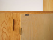 画像をギャラリービューアに読み込む, デンマーク製のウォールユニット 大きなディスプレイ棚 北欧 Danish furniture design Wall unit ウォールユニットのキャビネットの金具