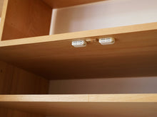 画像をギャラリービューアに読み込む, デンマーク製のウォールユニット 大きなディスプレイ棚 北欧 Danish furniture design Wall unit ウォールユニットのキャビネットの留め具 おそらく後付けされたもの