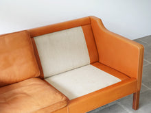 画像をギャラリービューアに読み込む, Børge Mogensen sofa 2212 ボーエ・モーエンセンのソファ2212のクッションを外した様子