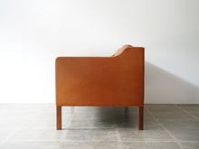 画像をギャラリービューアに読み込む, Børge Mogensen sofa 2212 ボーエ・モーエンセンのソファ2212の側面