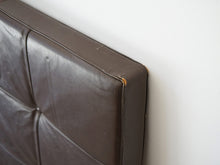 画像をギャラリービューアに読み込む, Poul Kjærholm PK80 ポールケアホルム 北欧ヴィンテージ レザーマットレスの縁