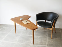 画像をギャラリービューアに読み込む, Danish furniture design Organic shaped Table