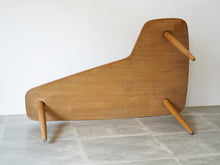 画像をギャラリービューアに読み込む, Danish furniture design Organic shaped Table