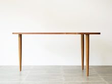 画像をギャラリービューアに読み込む, Danish furniture design Organic shaped Table