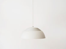 画像をギャラリービューアに読み込む, Arne Jacobsen AJ pendant light white アルネ・ヤコブセン ペンダントライト 吊り下げ照明北欧ビンテージ