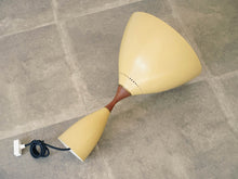 画像をギャラリービューアに読み込む, Sven Middelboe Pendant light スヴェン・ミルデボーのペンダントランプ 北欧ビンテージ 吊り下げ照明 ペンダントランプ 全体