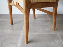画像をギャラリービューアに読み込む, Hans J. Wegner CH31 Chair