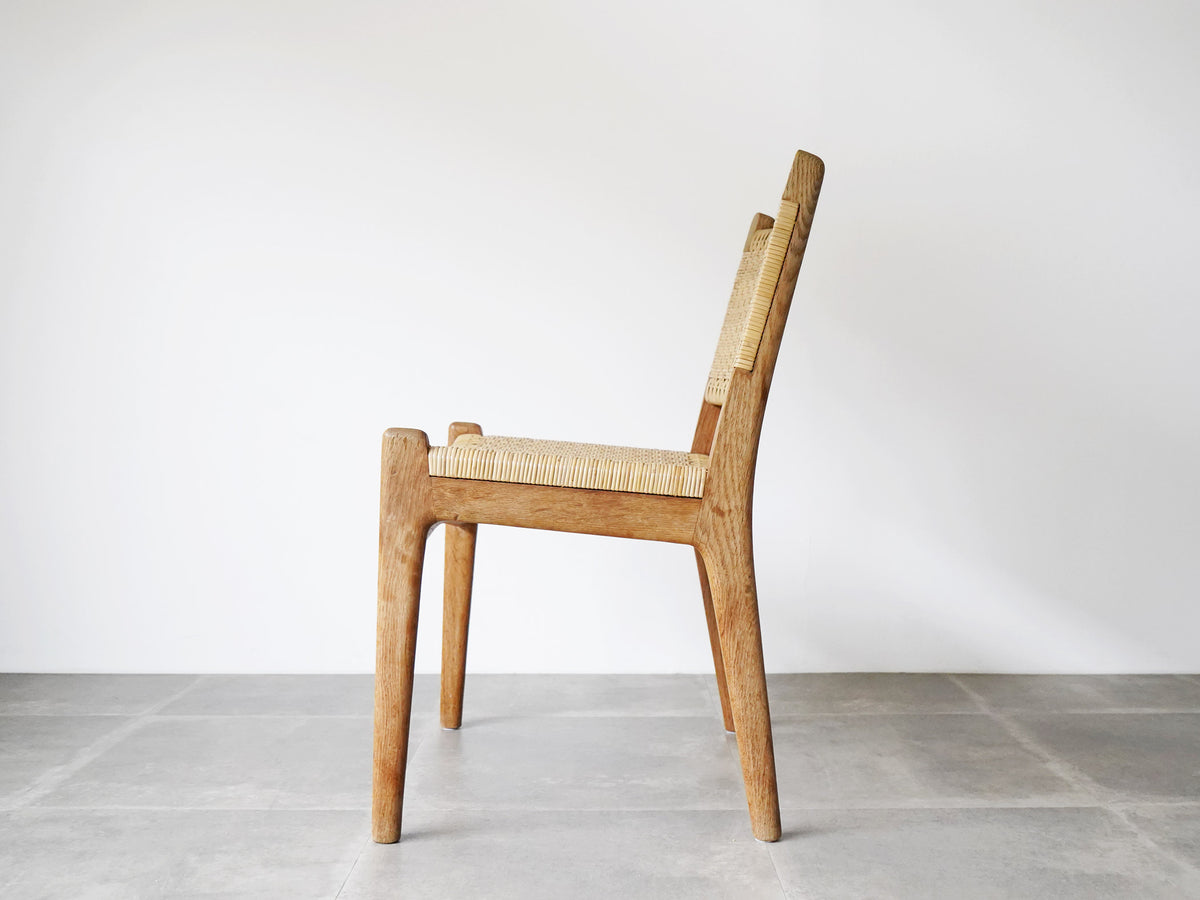 Hans J. Wegner（ハンス・J・ウェグナー) CH31サイドチェア