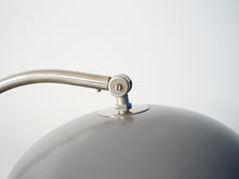 画像をギャラリービューアに読み込む, Herman Busquet Adjustable Table lamp ハーマン・ブスケットのテーブルランプ デスクライト オランダ 照明デザイン シェードとアームを繋ぐ部分