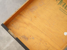 画像をギャラリービューアに読み込む, Poul Kjærholm “Professor Table”