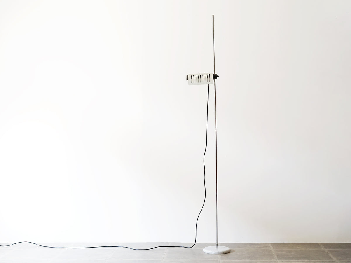 Joe Colombo（ジョエ・コロンボ）Alogena アロジェーナ フロアランプ