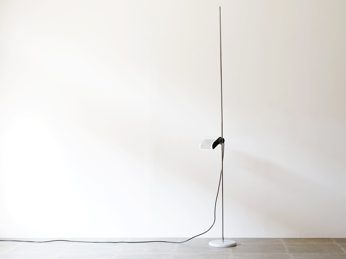 Oluce オルーチェ アロジェーナ ジョエコロンボ フロアスタンドライト照明 Joe Colombo（ジョエ・コロンボ）Alogena アロジェーナ フロアランプ