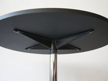 画像をギャラリービューアに読み込む, Charles Eames Ray Eames CTM Vitraチャールズイームズ レイイームズ アルミニウム 丸テーブル 天板の裏面