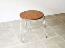 画像をギャラリービューアに読み込む, 北欧ヴィンテージ ミニテーブル サイドテーブル チーク Danish furniture design Circular side table テーブルの天板