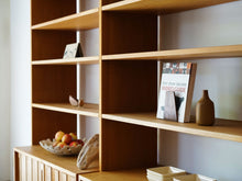 画像をギャラリービューアに読み込む, Hans J Wegner Ry100 Wall unit ハンスJウェグナーの棚のディスプレイイメージ
