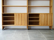 画像をギャラリービューアに読み込む, Hans J Wegner Ry100 Wall unit ハンスJウェグナーの棚のキャビネット内部