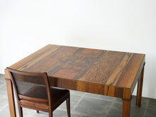 画像をギャラリービューアに読み込む, ヨルゲン・クリステンセンのダイニングテーブルの天面