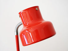 画像をギャラリービューアに読み込む, アンダーパーソンのフロアランプ アトリエリクタン Anders Pehrson Bumling floor lamp Ateljé Lyktan スタンドライト 北欧 赤い照明 おしゃれな間接照明 ランプの赤いシェード